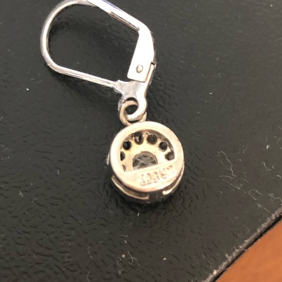 Gorgeous Silver CZ Drop Earrings. - Picture 3 of 7